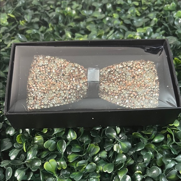 on time fashion Other - On Time Fashions Gift Box